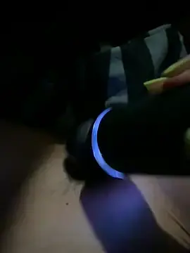 Stripchat Free Live Porn of Wet-Pussycat