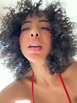 Stripchat Adult Webcams of OSHUN_