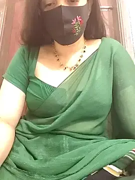 Stripchat Sex Cam of Saanvi-Sen