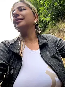 Stripchat Sex Cam of sammyqueenx21