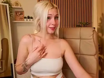 Stripchat Sex Cam of CatEyePro