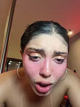 Stripchat Best Webcam of zui_lu
