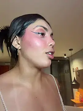 Stripchat Sex Cam of zui_lu