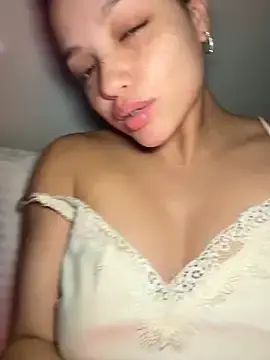 Stripchat Nude Webcam of MisFrekcles_