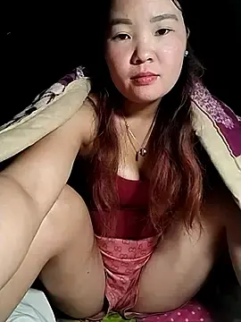 Stripchat Free Live Porn of lylylove