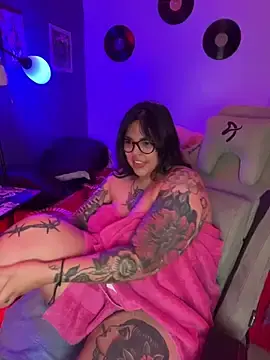 Stripchat Watch Live Sex Cams of miacanela_xo