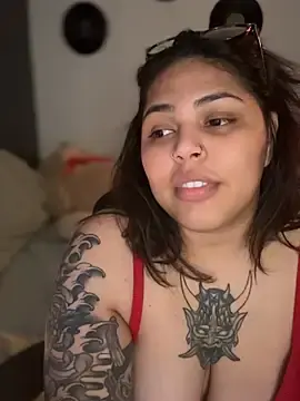 Stripchat Free Live Porn of miacanela_xo