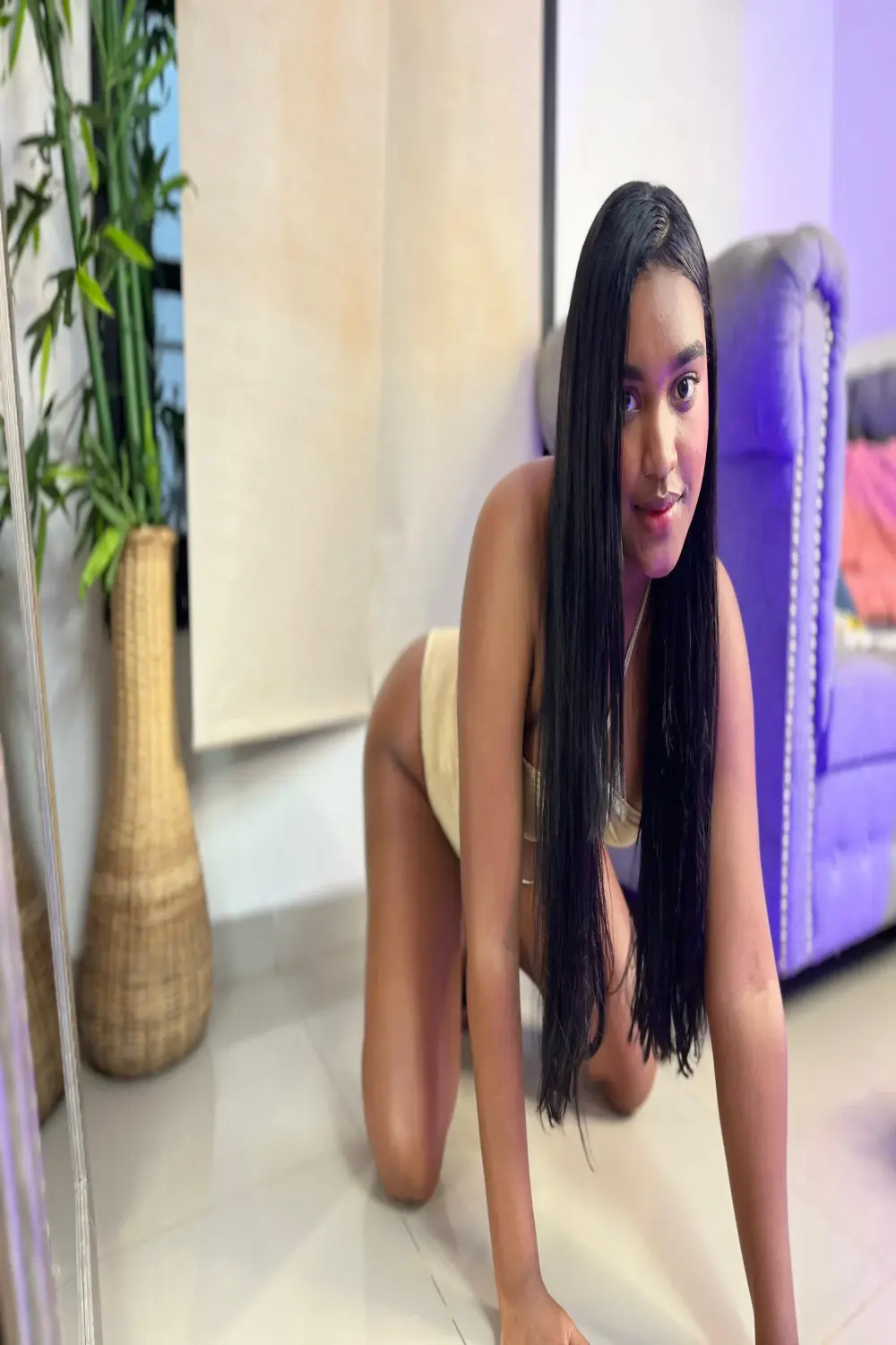 kayna_gomez