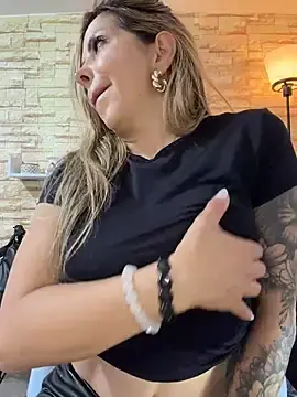 Stripchat Watch Live Sex Cams of _Abril-Office1