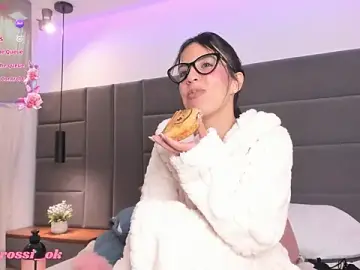 Stripchat Best live sex cam show of LiahRossii