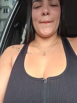 Stripchat Watch Live Sex Cams of camiysebas21