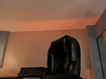 Stripchat Sex Cam of MiaFarrell_