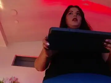 Stripchat Free Live Porn of Miss_serena