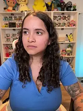 Stripchat Live Sex Cam of Sweet_sully__