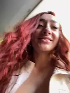 Stripchat Nude Webcam of ariiel_