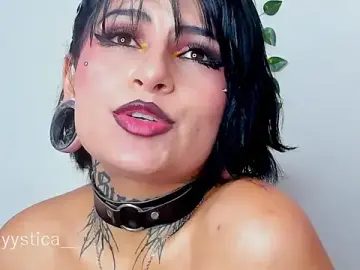 Stripchat Sex Chat of Rainnbow_