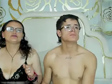 Stripchat Sex Cam of midnightlust_vc