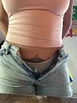 Stripchat Live Sex Cam of ValeryGrey