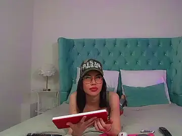 Stripchat Free Live Porn of KaylaMous