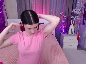 Stripchat Best live sex cam show of EvelinCuper_