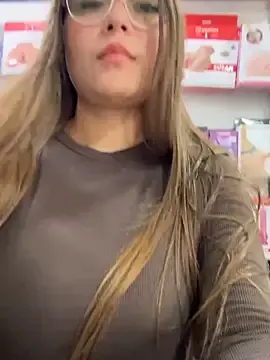 Stripchat Live Sex Cam of rapunzel069