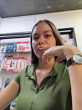 Stripchat Live Sex Cam of rapunzel069
