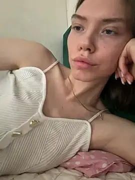 Stripchat Free Porn Cam of Lisaaa_Alisa