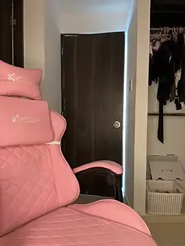 Stripchat Watch Live Sex Cams of jailyncam_