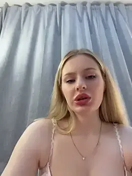 Stripchat Free Live Porn of CaseyCumFace