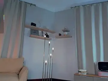 Stripchat Best live sex cam show of DominikaElis