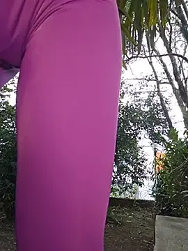 Stripchat Free Porn Cam of Yuky_ta