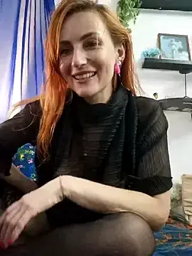 Stripchat Nude Webcam of HelenWildCat