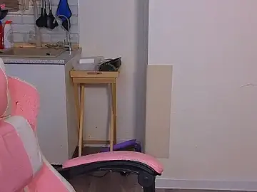Stripchat Best live sex cam show of Radiants_two