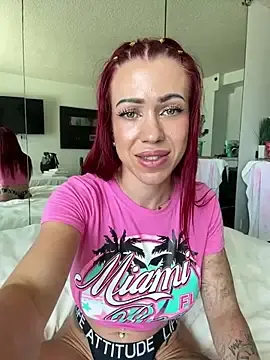 Stripchat Free Porn Cam of Just_Sophia_