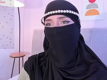 Stripchat Nude Webcam of rawiya