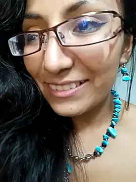 Stripchat Live Sex of LucyCherry69
