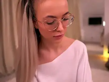 Stripchat Free Live Porn of KylieJoyce
