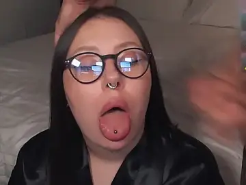 Stripchat Watch Live Sex Cams of hot_crystal