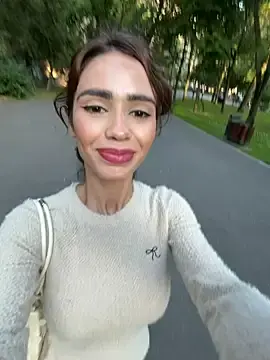 Stripchat Live Sex Cam of AyanaLys