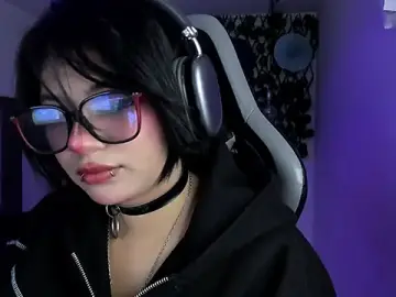 Stripchat Nude Webcam of Kitty_Gang