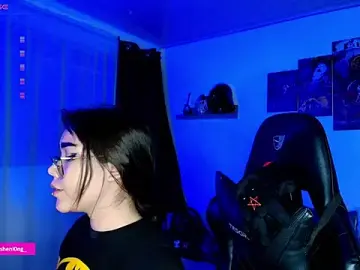 Stripchat Live Sex Cam of Nicorobinn
