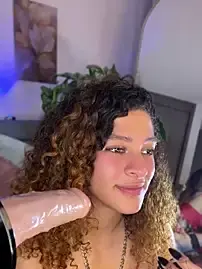 Stripchat Watch Live Sex Cams of AlexaRey