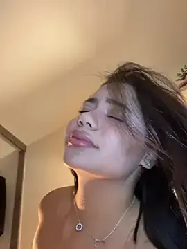 Stripchat Free Porn Cam of Aryrosee