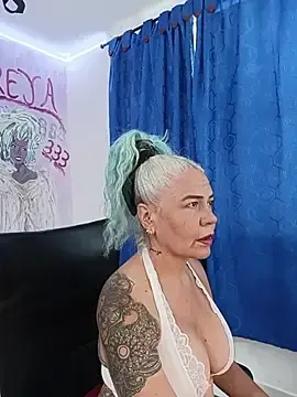 Stripchat Watch Live Sex Cams of freyadevil333