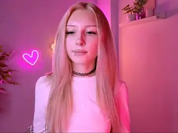 Stripchat Free Porn Cam of SashaQuin