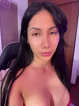 Stripchat Adult Webcam of ArianaReynoldss