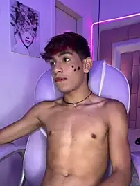 Stripchat Best Webcam of cherub_