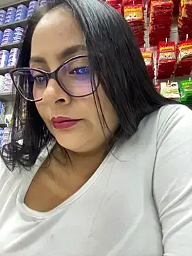Stripchat Live Sex Cam of Angie_e