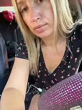 Stripchat Watch Live Sex Cams of StasyWood