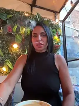 Stripchat Free Live Porn of KimKelly13